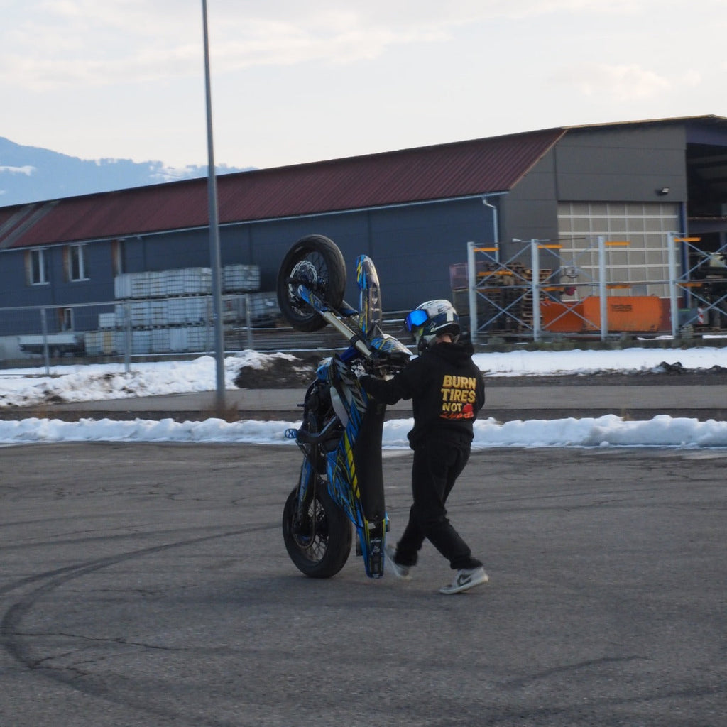 BTNW Hoodie - RB-Clothing